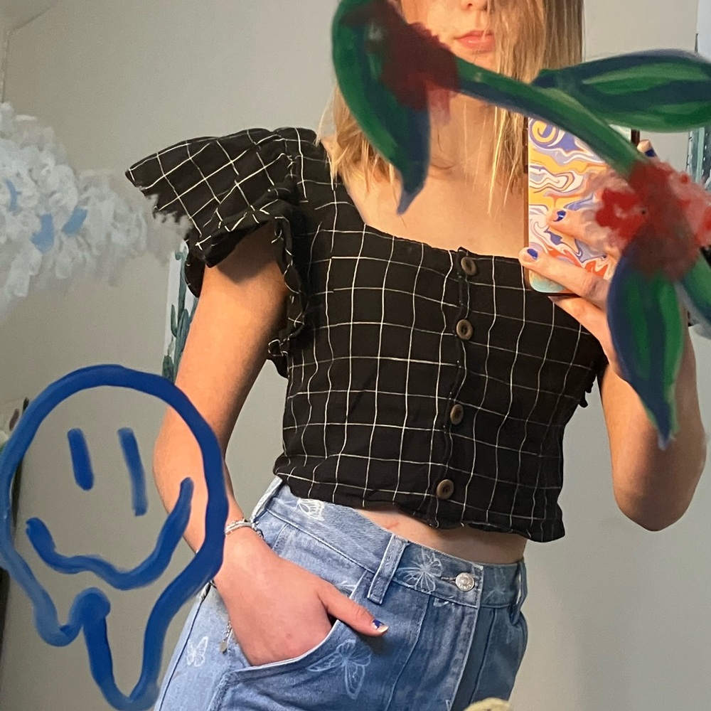 buttoned HYFVE top